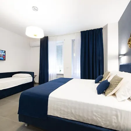 Peony - 13 Piazza Pio Xi *