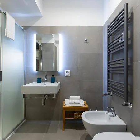 Peony - 13 Piazza Pio Xi * Rome