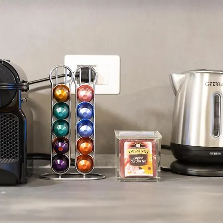 Peony - 13 Piazza Pio Xi * Rome