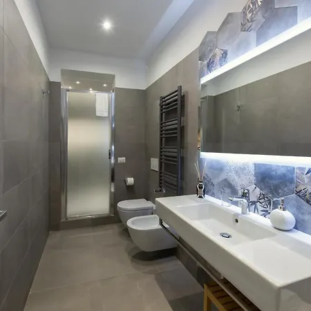 Peony - 13 Piazza Pio Xi *