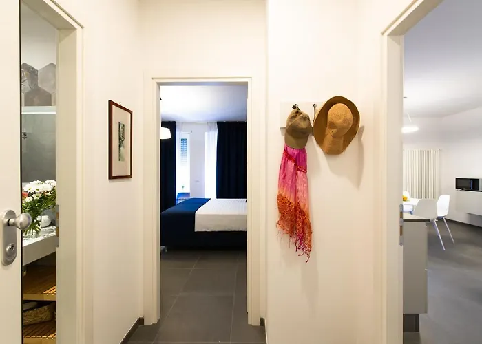 Διαμέρισμα Peony - 13 Piazza Pio Xi *