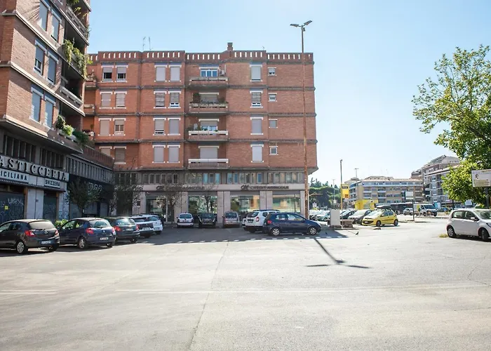 Peony - 13 Piazza Pio Xi *